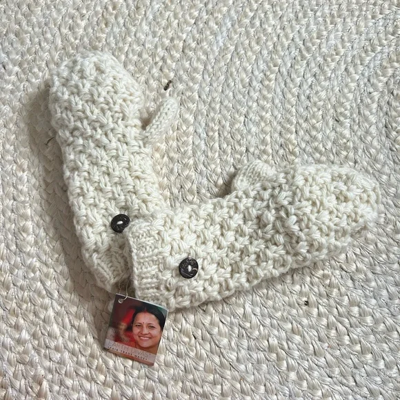 Knit new gloves removable top mittens mitten fair trade button gift - Picture 1 of 6